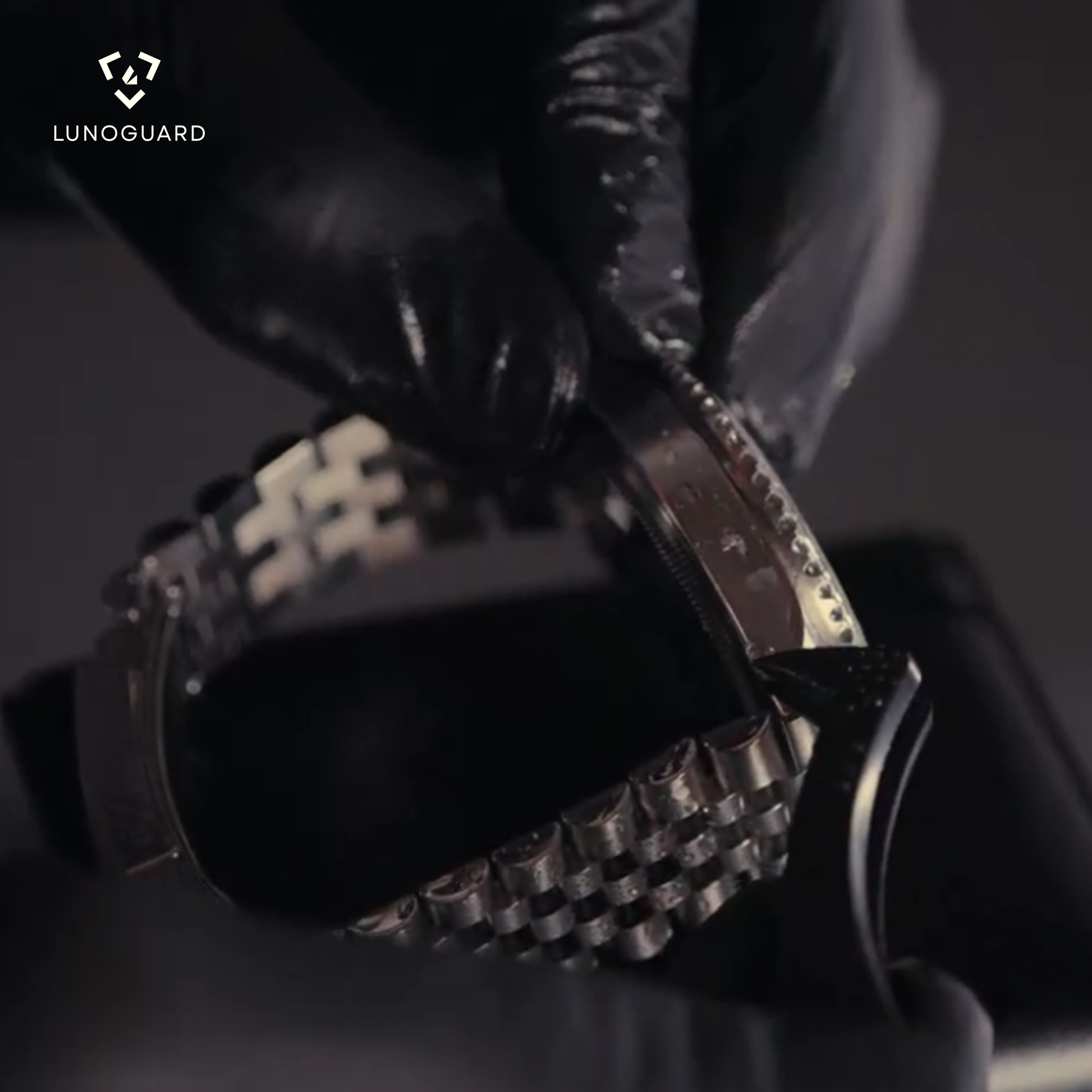 LunoGuard watch protection kit